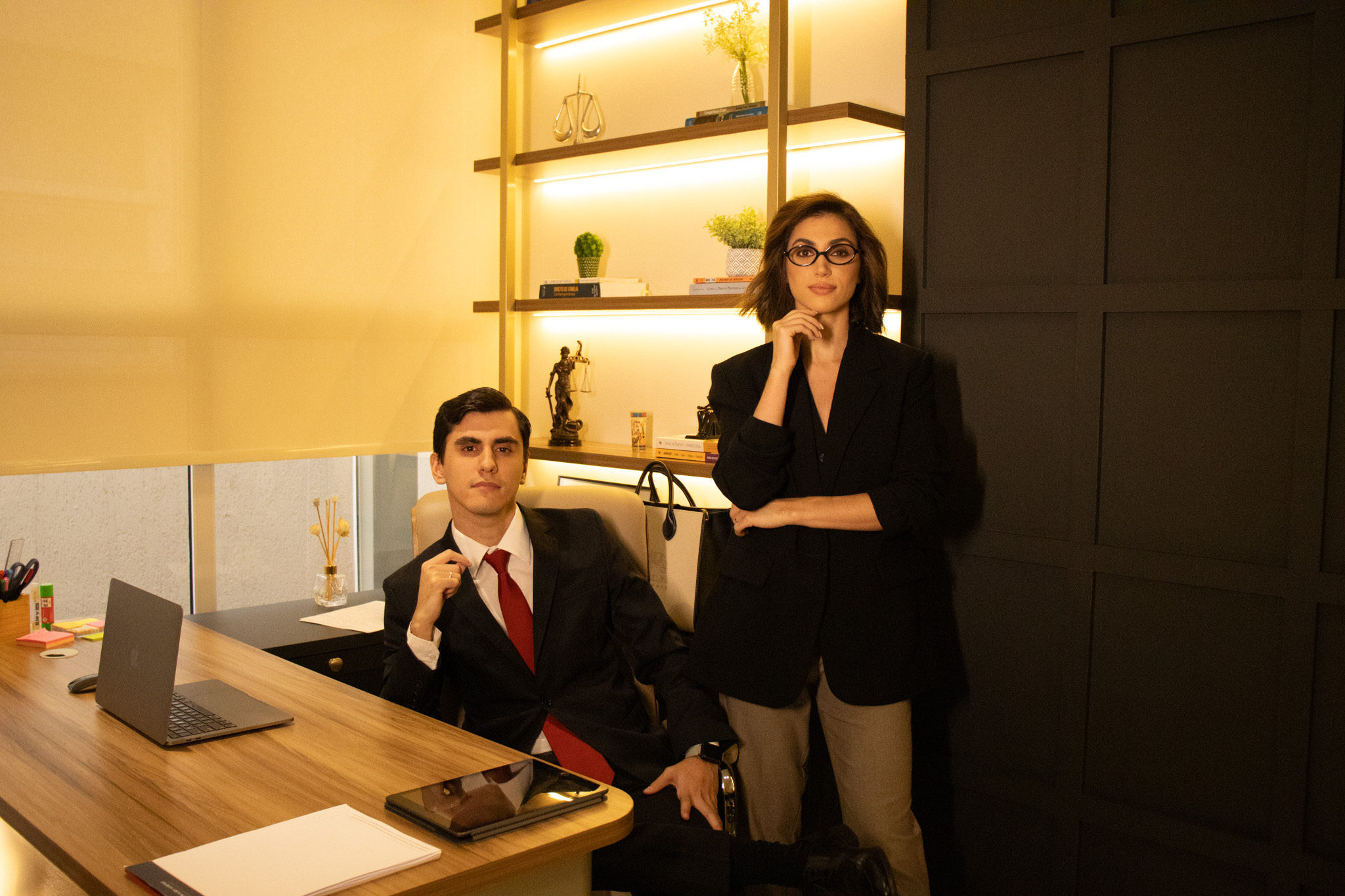 Imagem da equipe do escritório Batigalhia Sampaio Advocacia